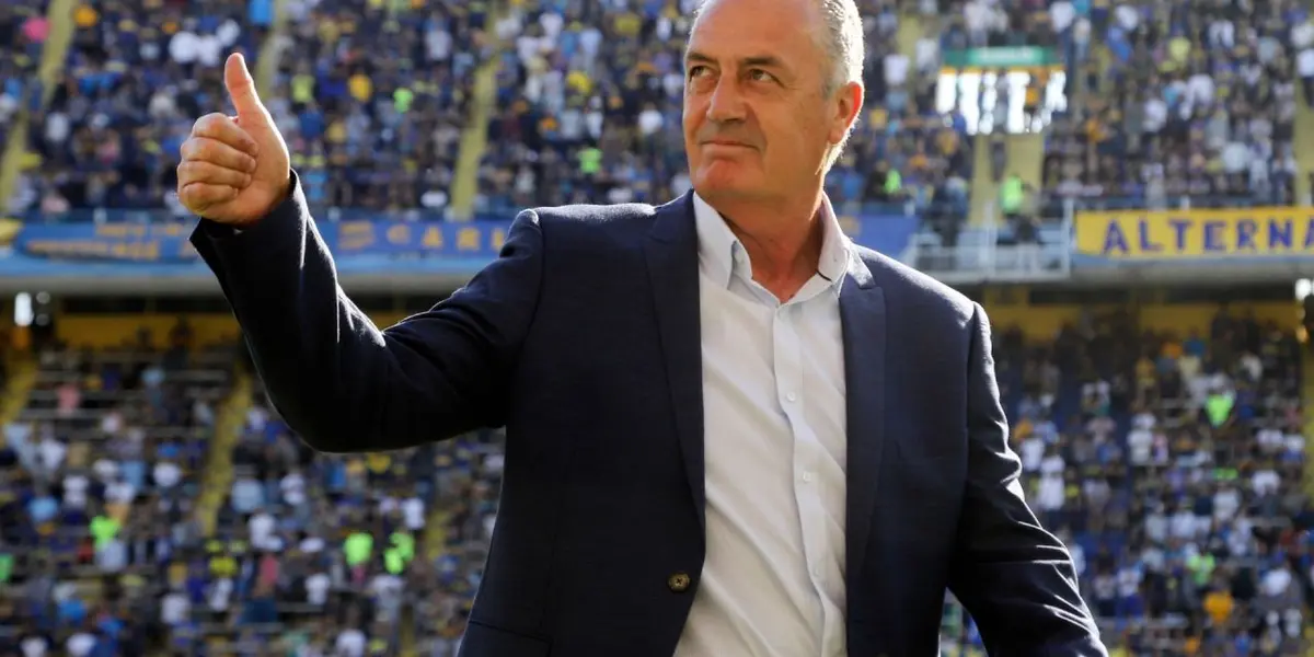 El entrenador argentino prepara los duelos contra Bolivia y Colombia