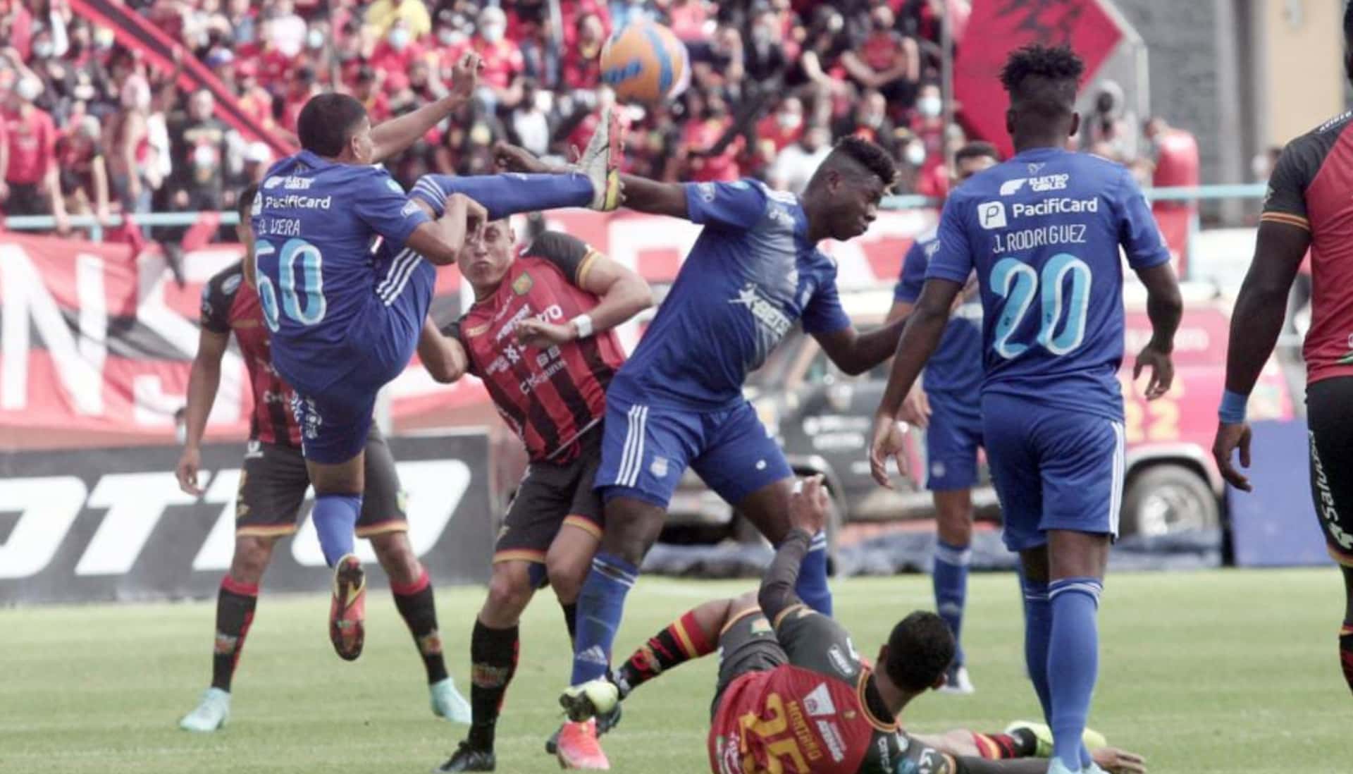 El equipo eléctrico volvió a jugar un partido para el olvido y se aleja de los líderes