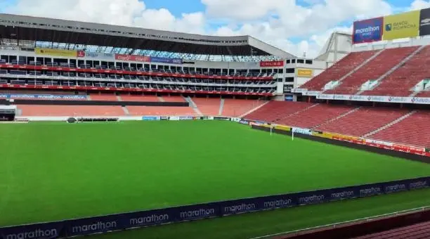 El estadio Rodrigo Paz Delgado considerado para la final de la Copa Sudamericana