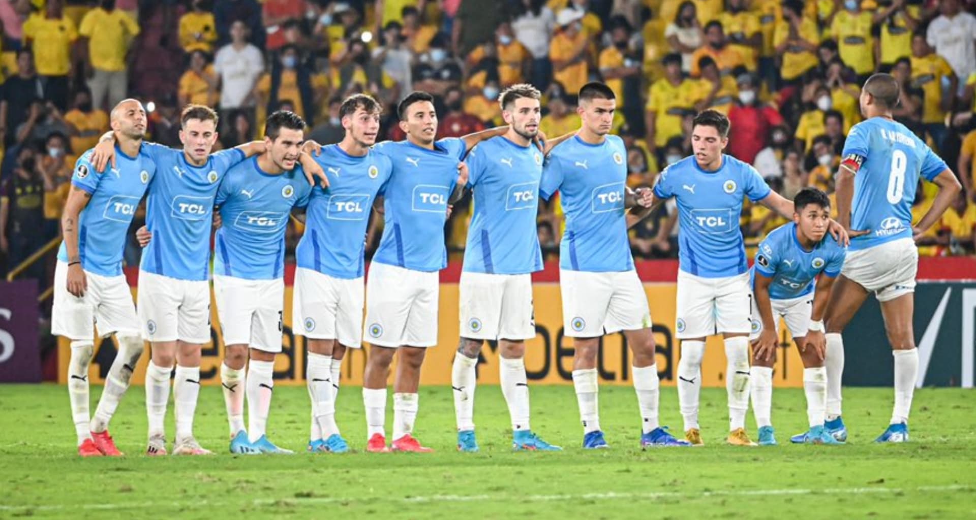 El estratega del equipo uruguayo se quejó de la humedad de Guayaquil