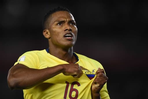El ex jugador de Liga de Quito se está tomando un periodo de descanso recorriendo el Ecuador y también volviendo a sus raíces