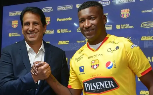 El goleador ecuatoriano no le salió gratis al cuadro Canario