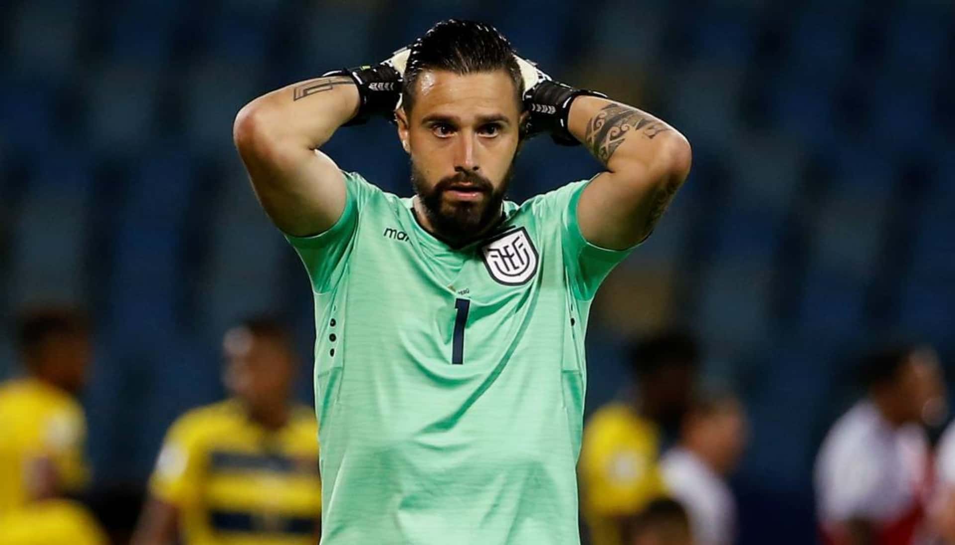 El guardameta confesó que vivió momentos duros en Chile por los problemas con la nacionalidad de Byron Castillo