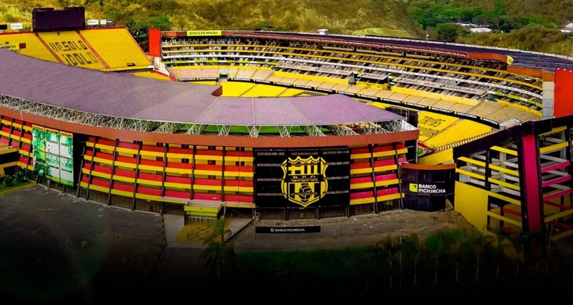 El 'ídolo' empezó con las adecuaciones en el estadio Monumental para lo que será la final de la Copa Libertadores