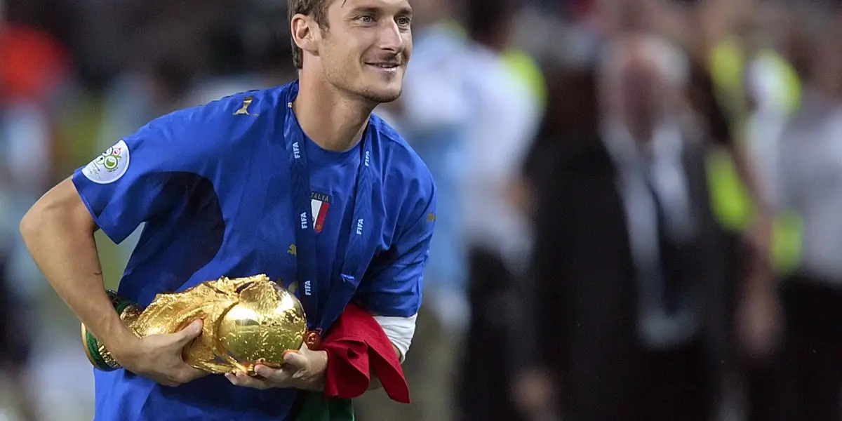 El italiano Totti podría ponerse la camiseta de BSC