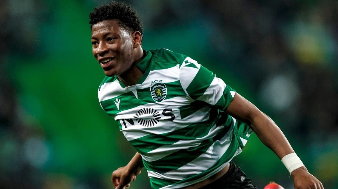 El joven jugador ecuatoriano podría cambiar de equipo en Europa