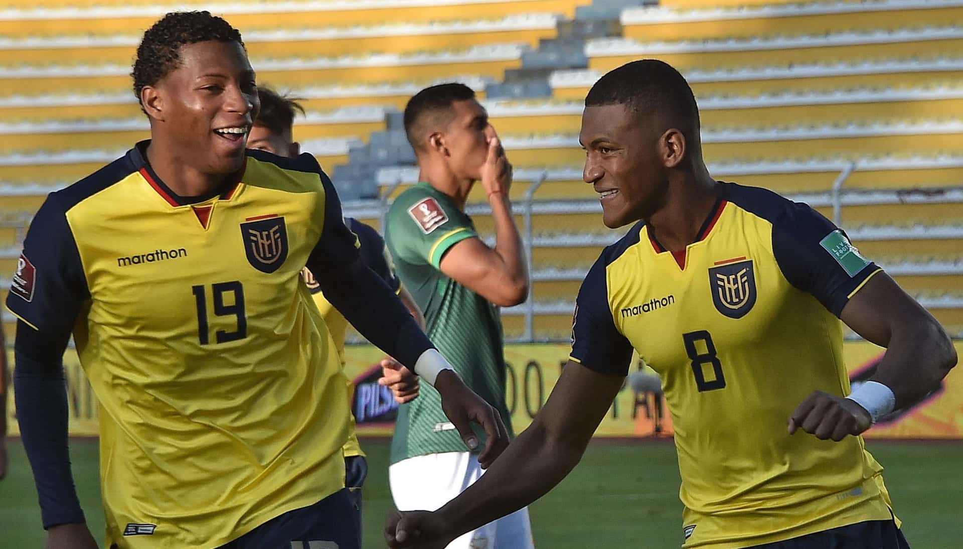 El jugador brilla en el extranjero y tiene un mensaje claro para Gustavo Alfaro, quiere selección