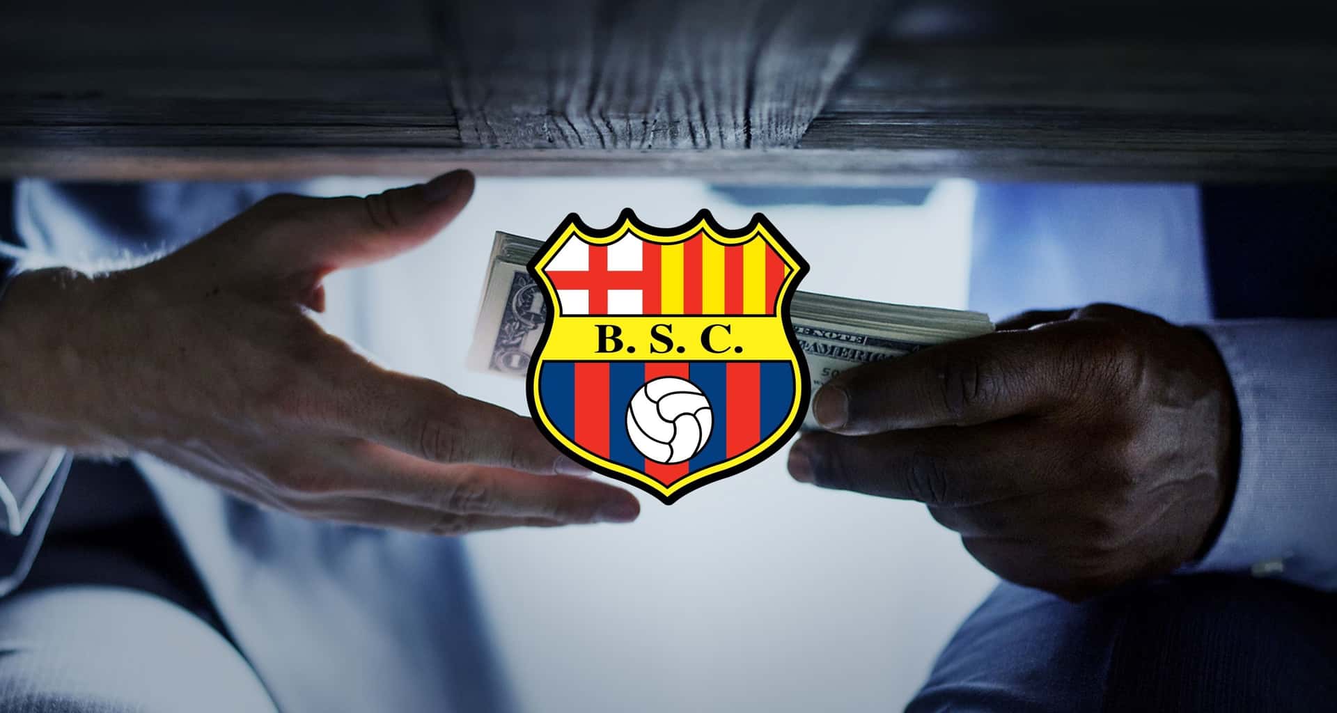 El jugador fue acusado de venderse en Barcelona SC, hoy lo presentan a lo grande