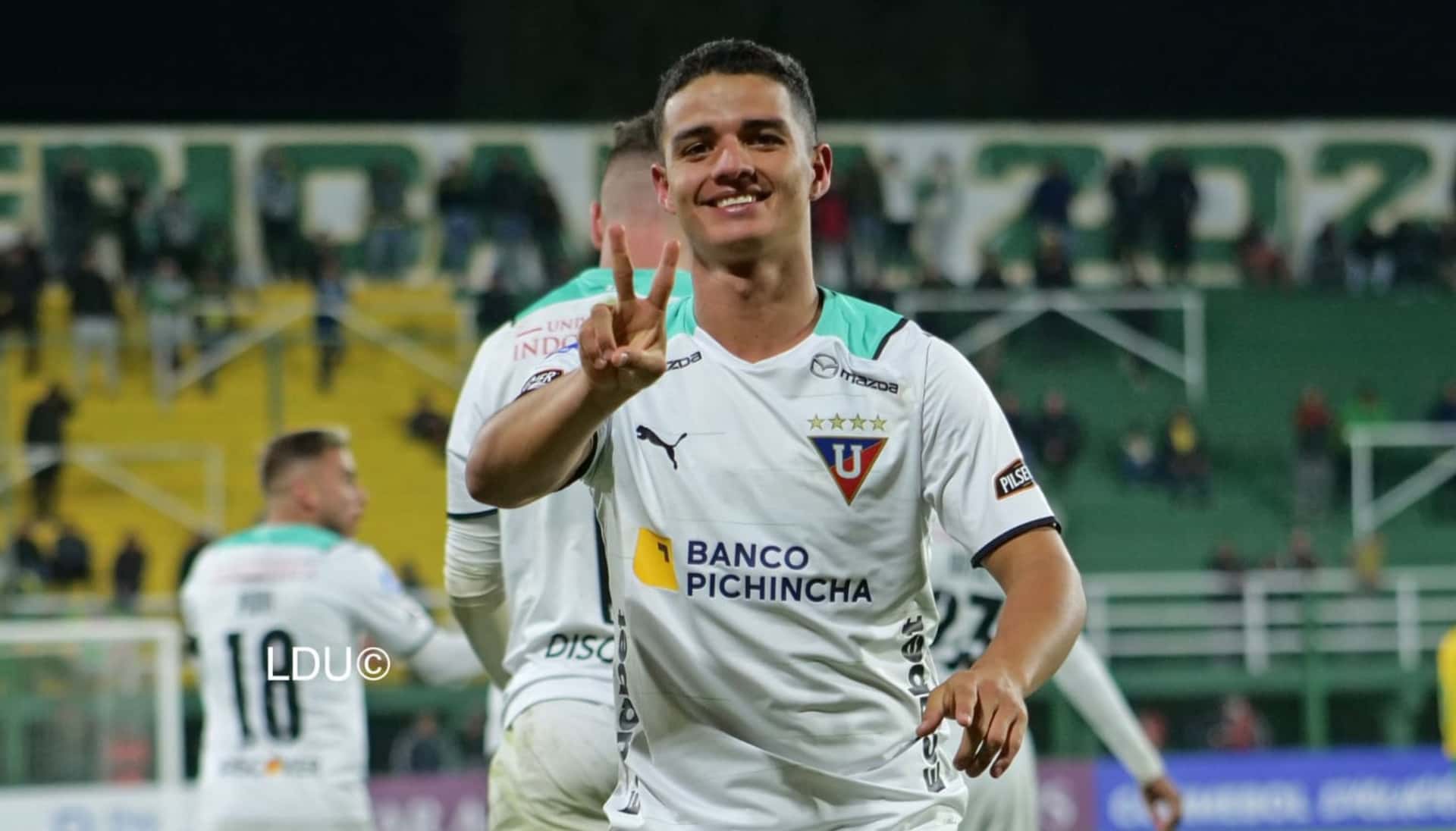 El jugador de Liga de Quito sigue en Chile y manifestó que está desesperado por regresar a Ecuador
