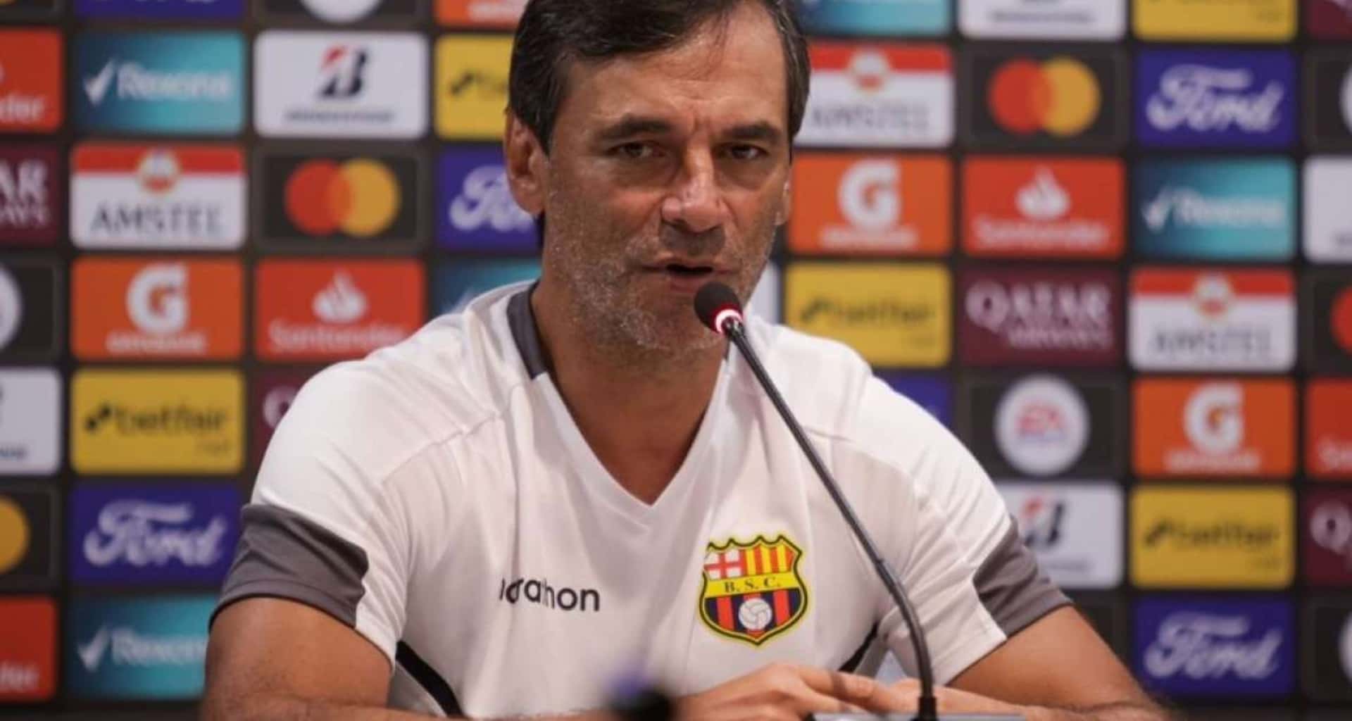 El jugador que borró Fabián Bustos de la Barcelona SC no toleró sus fallas
