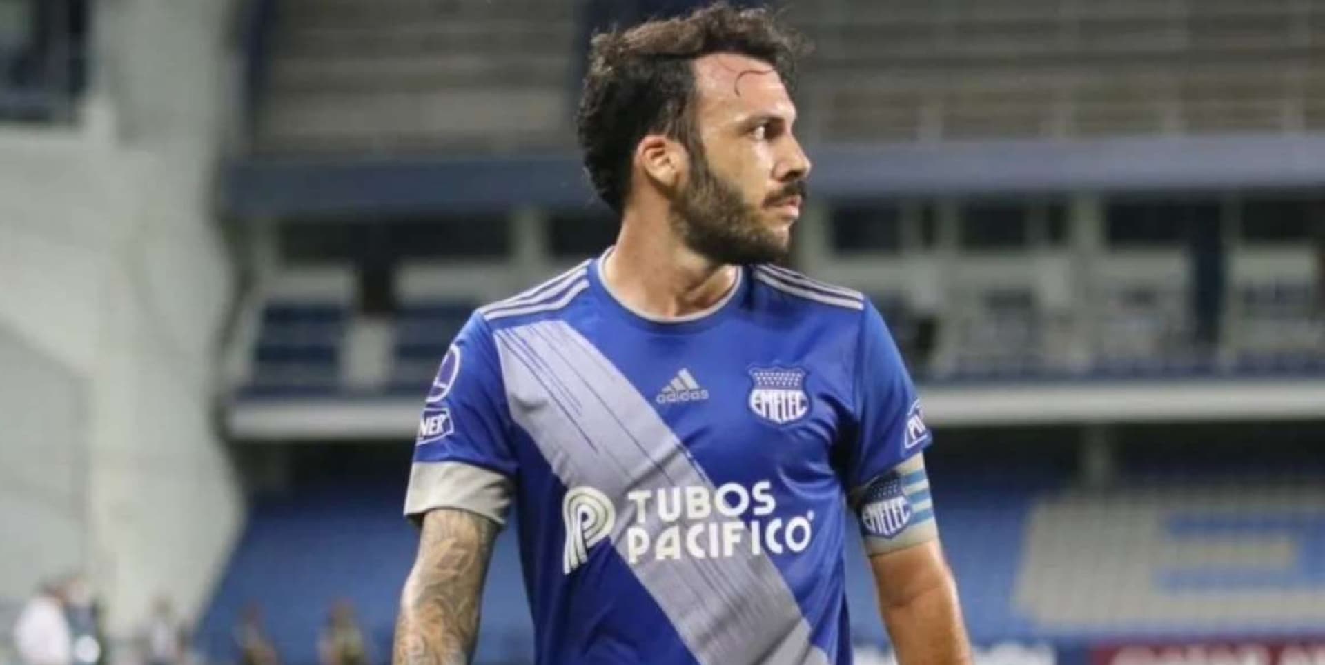 El jugador se pondrá el color amarillo y negro