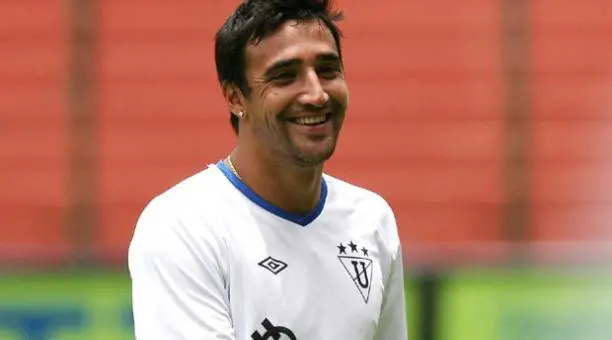 El jugador uruguayo tenía deseos de regresar al país a jugar en Liga de Quito pero su precio era inalcanzable para el club