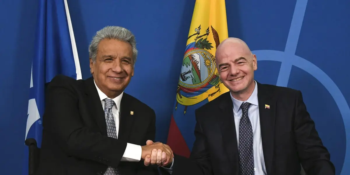 El mandatario de Ecuador se reunió con el presidente de FIFA