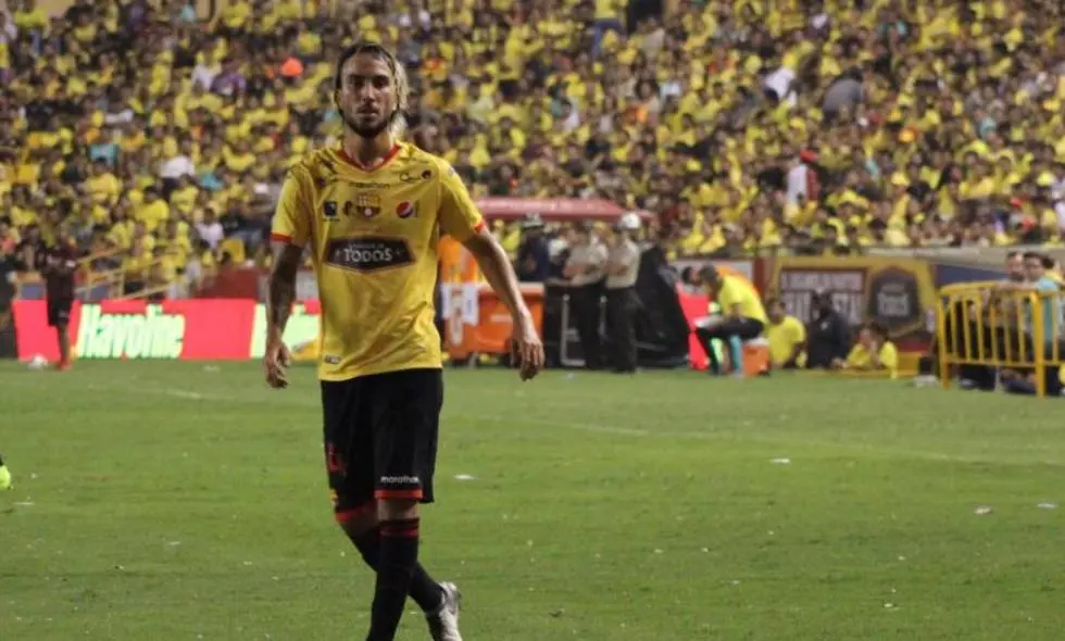 El mediocampista ecuatoriano Jefferson Orejuela se ha planteado en dejar Liga de Quito para el 2020 y se pone como opción a Pérez
