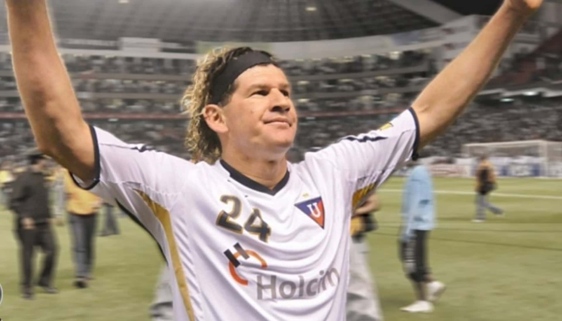 El paraguayo se molestó porque entiende que la hinchada es lo más sagrado en los equipos