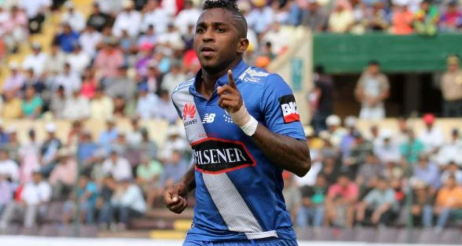El representante de Miller Bolaños descartó de manera categórica el regreso de Miller Bolaños a Emelec porque debe cumplir su contrato
