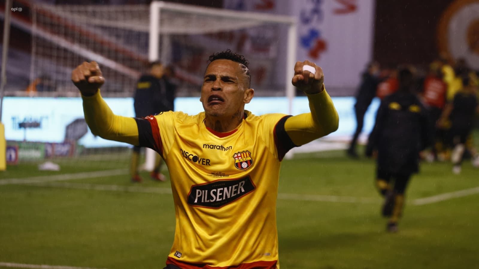 El uruguayo dejó Barcelona SC y ahora juega en Atlético Nacional