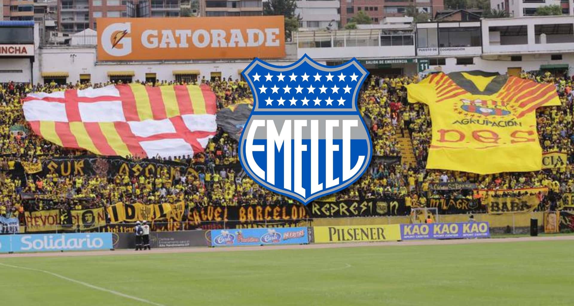 Emelec disputó su cotejo contra Universidad Católica y el estadio Olímpico Atahualpa luce vacío, no como cuando juega Barcelona SC