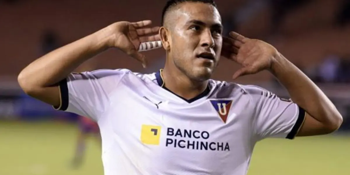 En Liga de Quito le empiezan a hacer la vida imposible a Andrés Chicaiza