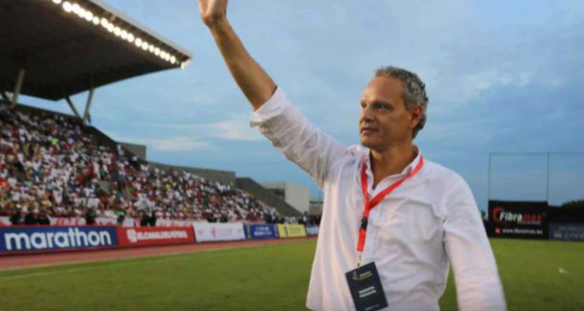 Esteban Paz hace unas semanas era el directivo más odiado en el Fútbol Ecuatoriano. Pero todo cambió en Liga de Quito y respondió con hechos