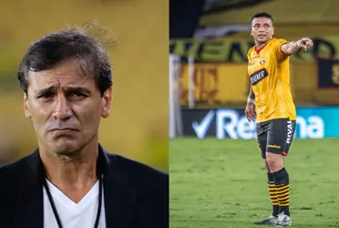 Fabián Bustos dejó que Mario Pineida luzca muy mal ante Independiente