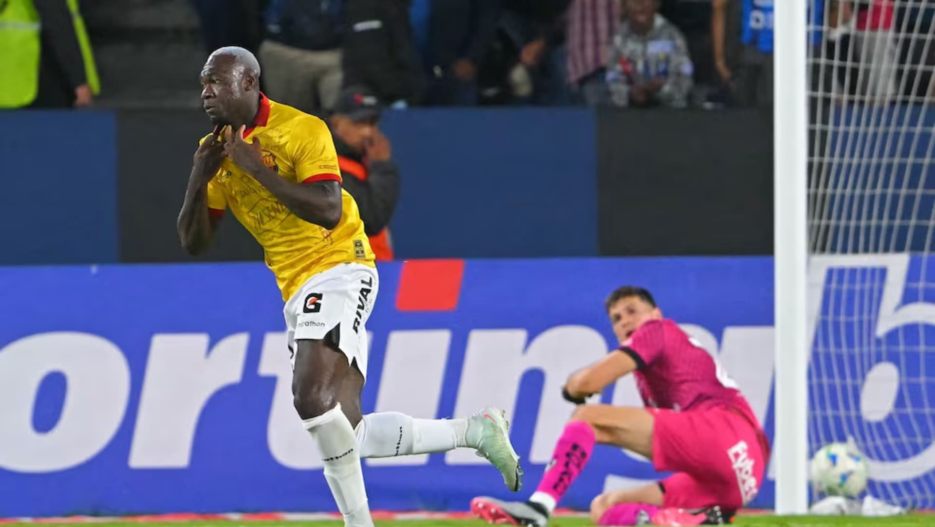 Felipe Caicedo jugador de Barcelona SC