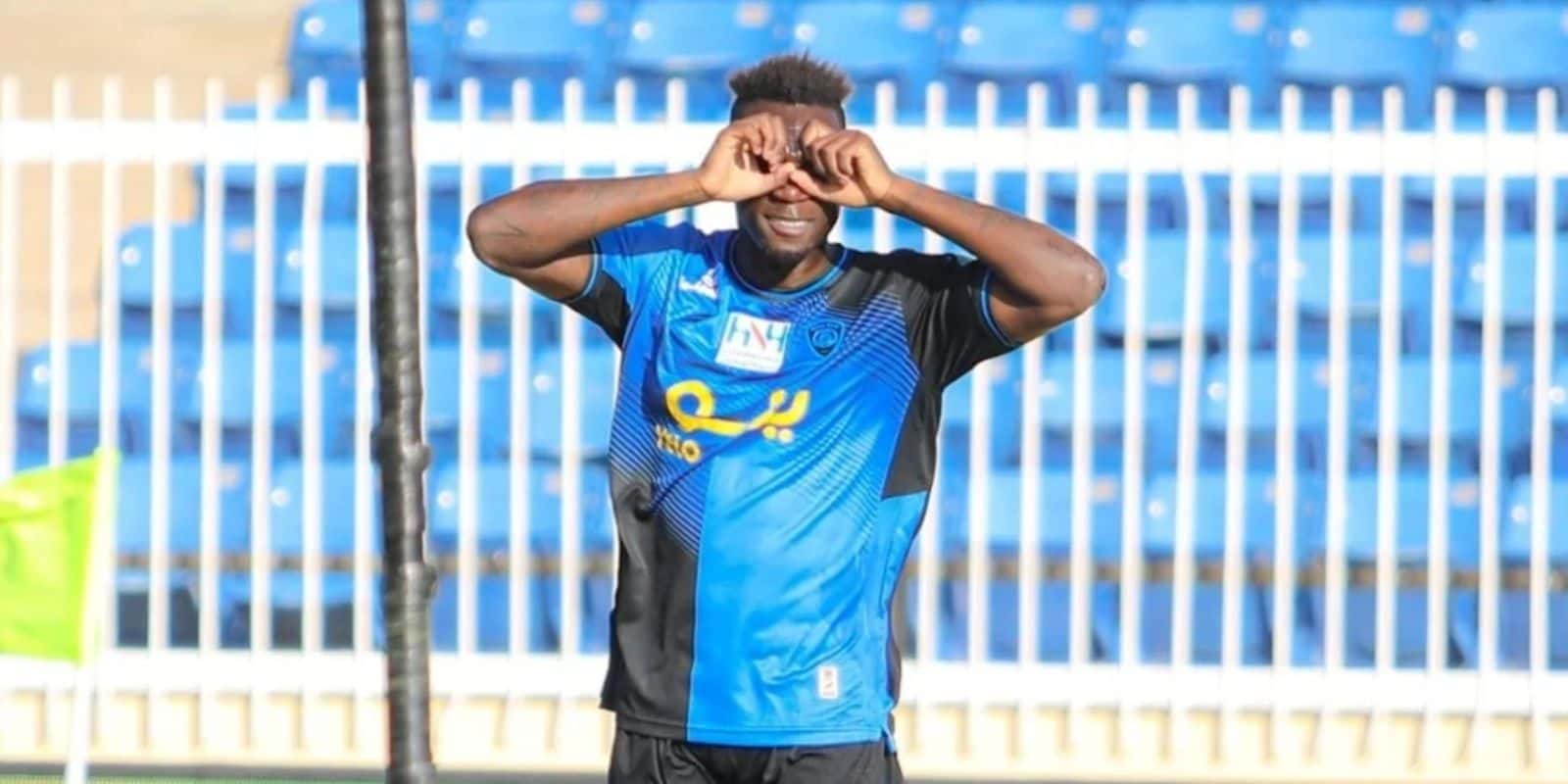 Felipe Caicedo se aleja cada vez más de la selección de Ecuador.