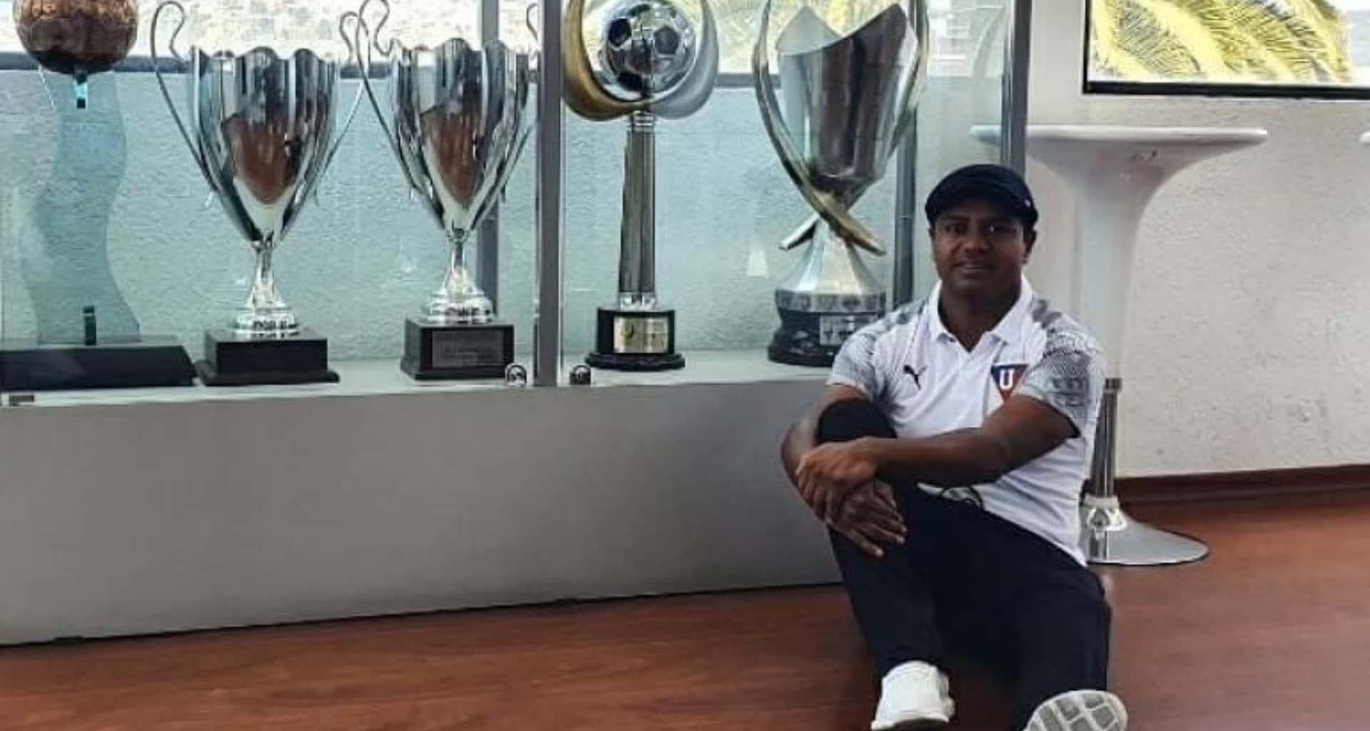 Franklin Salas ha dicho que quiere devolver a Liga de Quito todo lo que le ha dado pero tiene un problema personal con uno de sus dirigentes