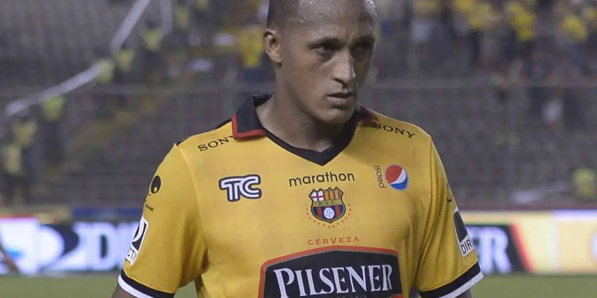 Hay jugadores que han logrado ganarse un puesto en la historia del fútbol ecuatoriano por ser rudos