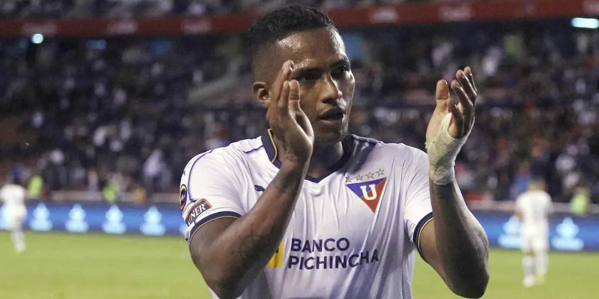 Intercambio de mensajes entre Antonio Valencia y Liga de Quito