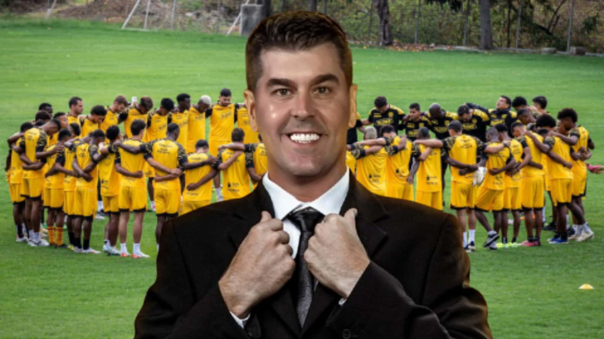 Ismael Rescalvo entrenador de Barcelona SC