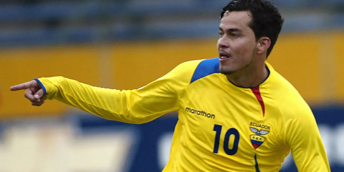 Jaime Iván Kaviedes es uno de los jugadores más talentosos que ha tenido el Fútbol Ecuatoriano y paseó su clase en el país así como Europa. Tal parece encontró a alguien que juege como él y mira de quién se trata