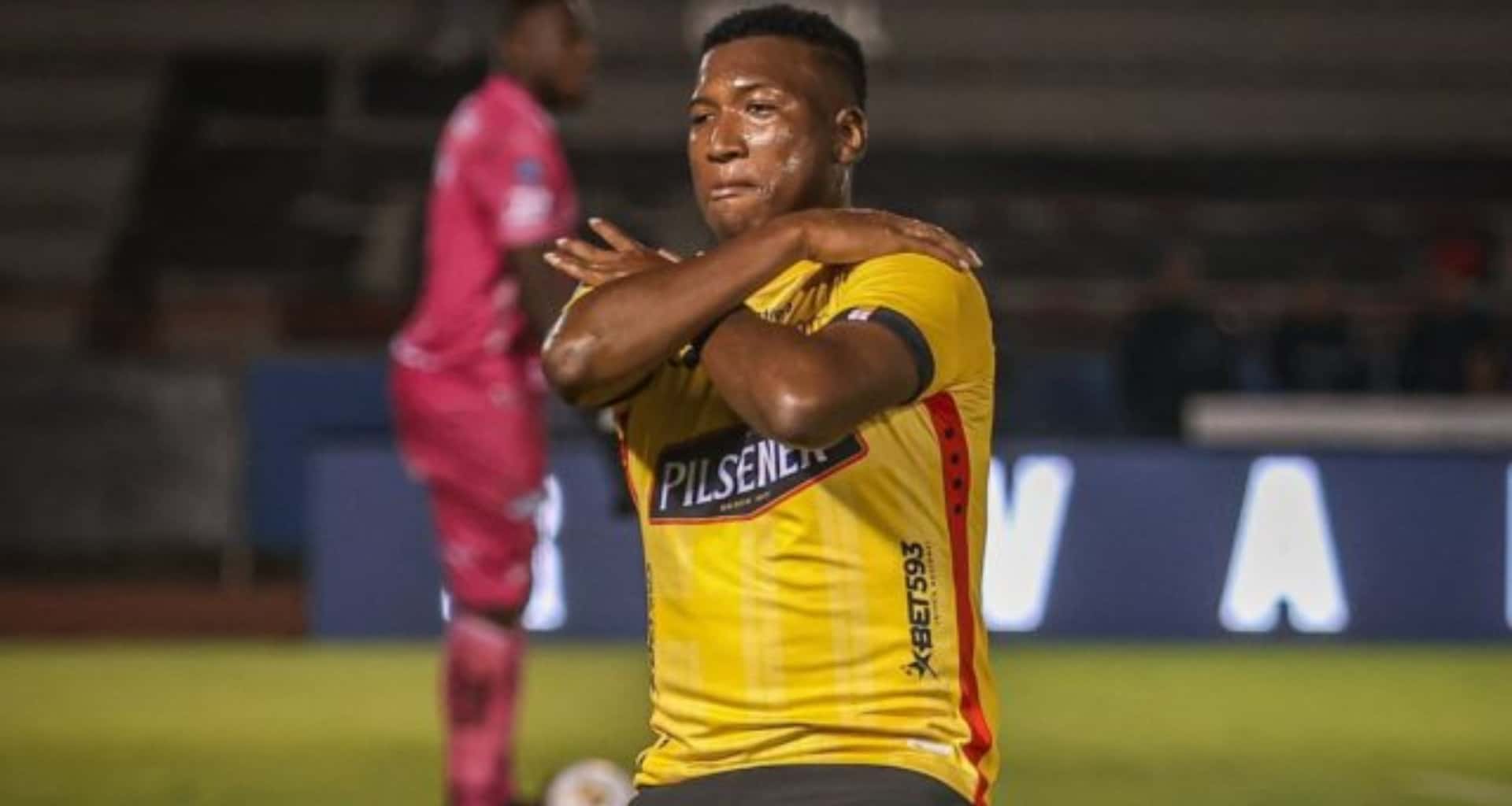 Jhon Jairo Cifuente ha sido criticado y mira su reacción en Barcelona SC en un video que subieron a redes