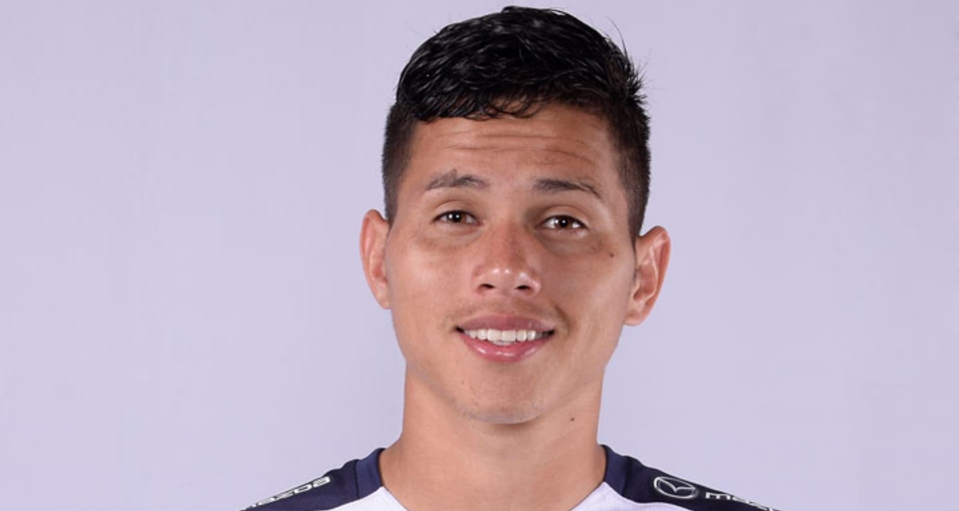 Jordy Alcívar se ha destacado siempre por su buena pegada y en el entrenamiento de Liga de Quito sorprendió con dos goles de buena factura