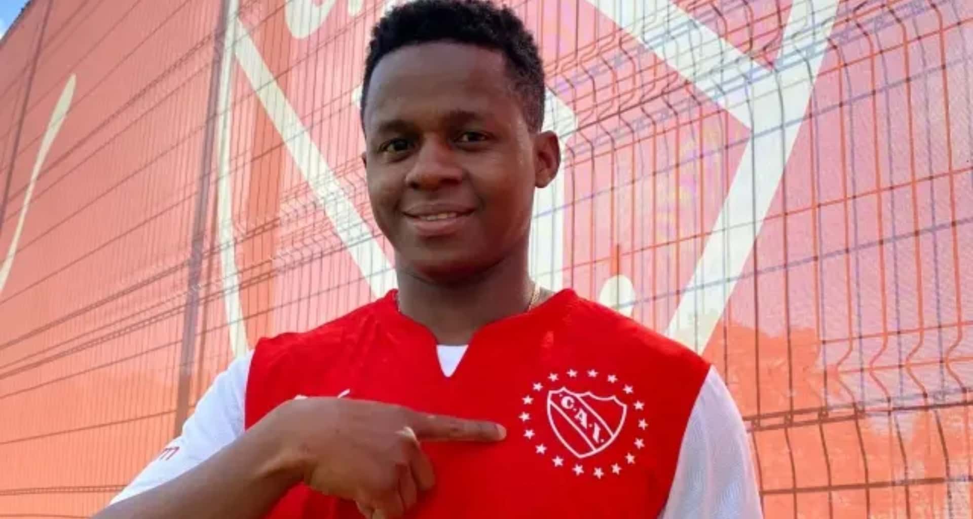 Juan Cazares se ganó su puesto y renovación en Independiente de Avellaneda, ahora tiene nuevo sueldo en el equipo donde ha brillado en poco tiempo