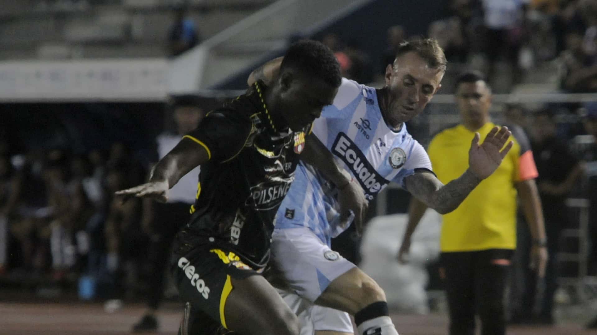 Kitu Díaz dijo que era el equipo que ama, pero en el partido le anotó un tanto con Guayaquil City