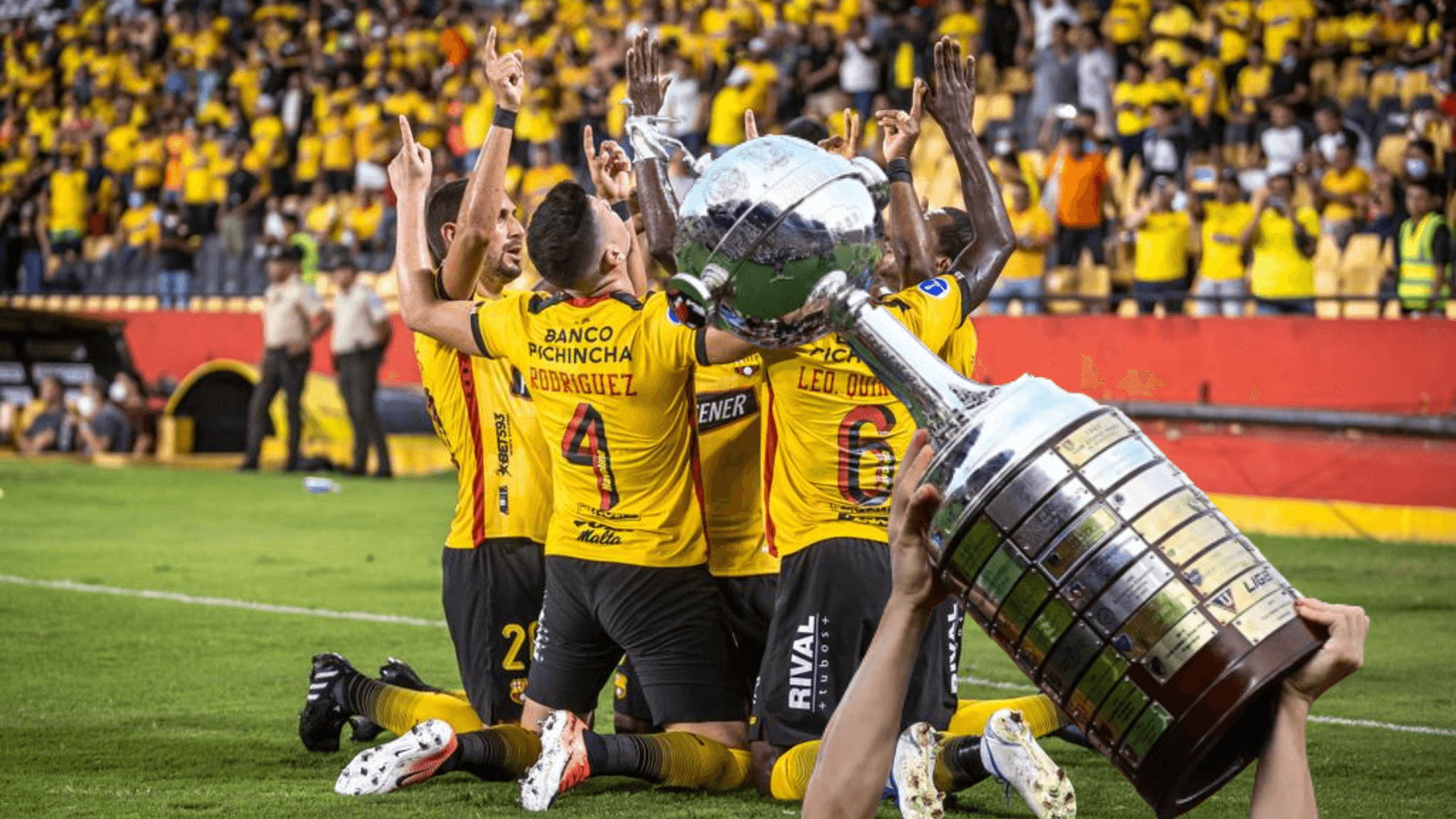 La FIFA y Conmebol podrían dar una mano a Barcelona SC