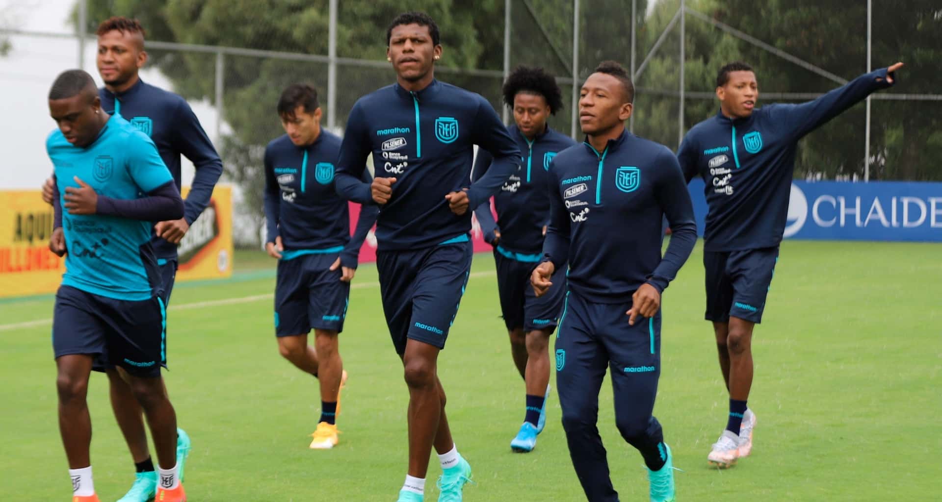 La Selección Ecuatoriana está entrenando con varios elementos y hay uno que sobresale porque sabe que puede perder el puesto