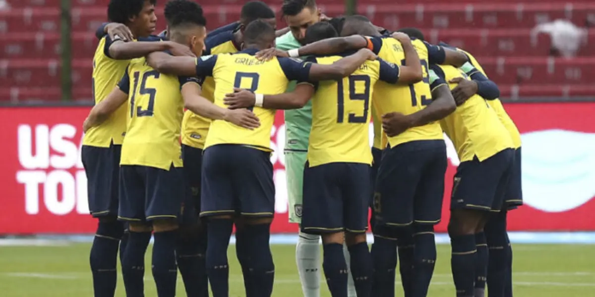 La Selección Ecuatoriana estuvo a nada de llevarse un punto valioso contra Uruguay pero las decisiones de Gustavo Alfaro así como las desconcentraciones costaron caro. El DT ya tiene sus mimados