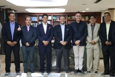 Las entidades del fútbol ecuatoriano se reunieron en pleno estado de emergencia para tratar los protocolos para el retorno del torneo y eso generó críticas