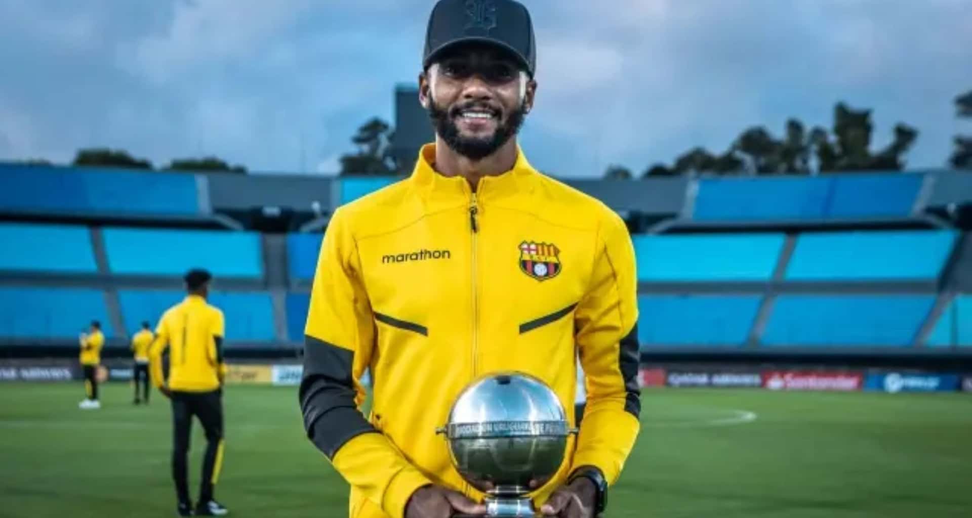 Leonai Souza termina su contrato con Barcelona SC y no se habla de una renovación. Incluso revelaron el nombre de un nuevo refuerzo