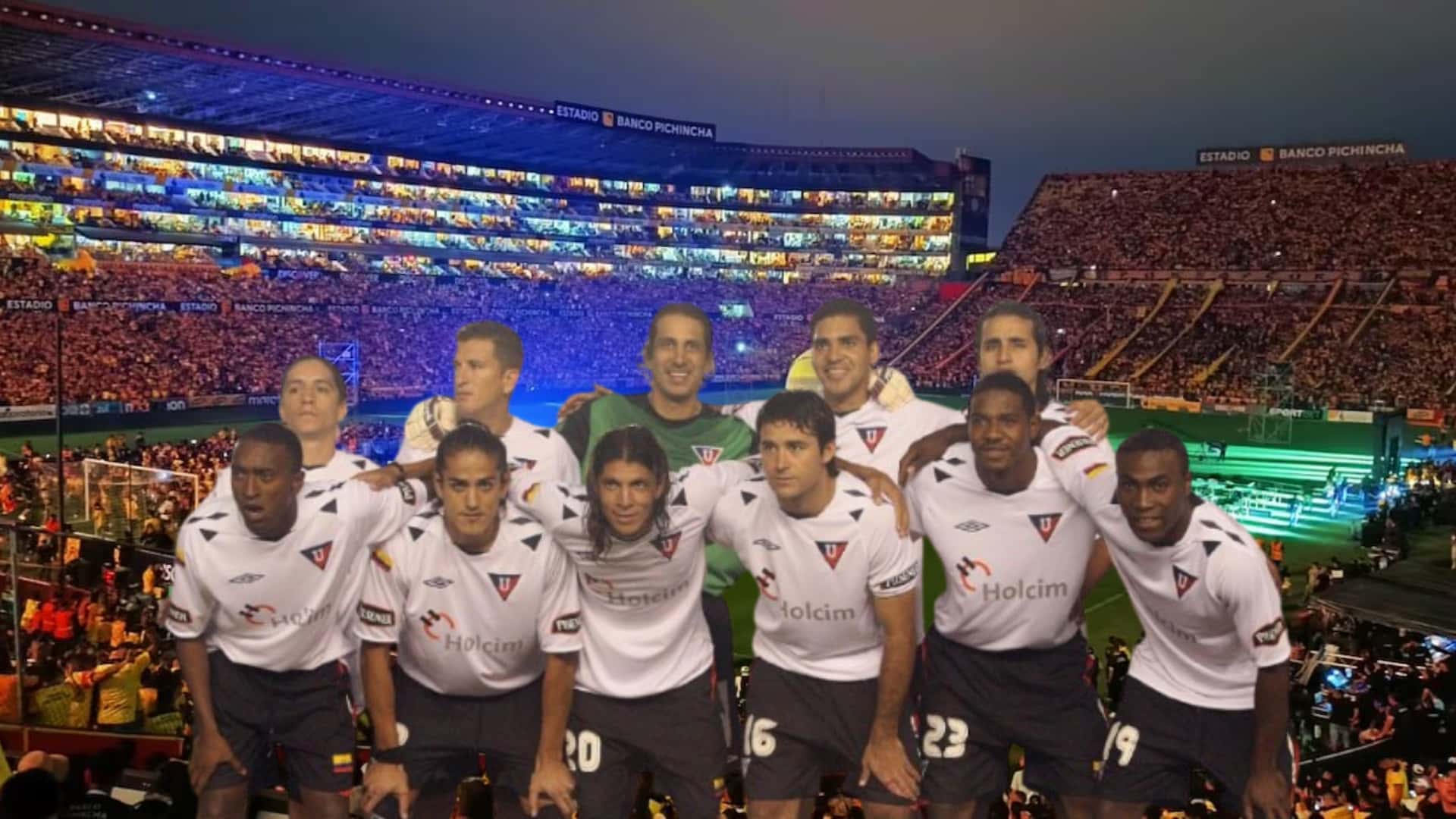 Liga de Quito 2008 y Monumental / Foto de: El Futbolero Ecuador