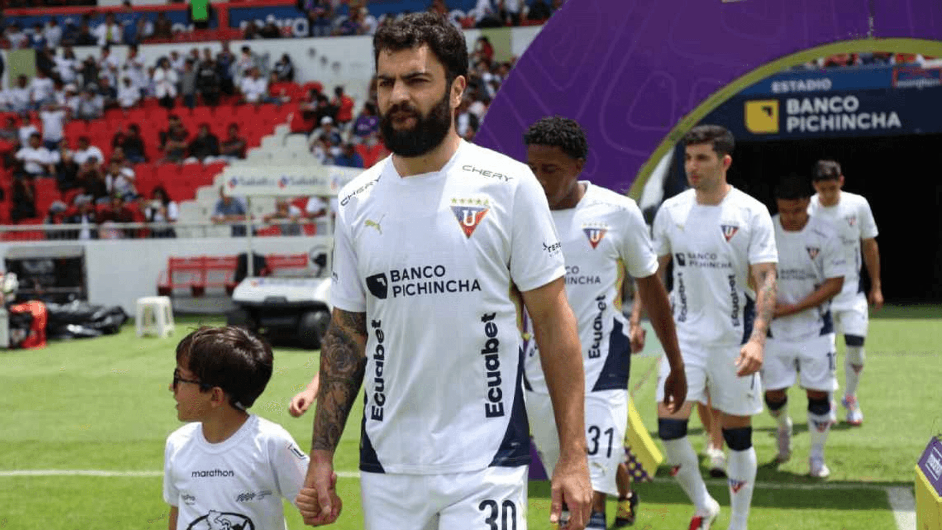Liga de Quito pudo traer a estos defensas pero finalmente se quedaron con Gian Allala