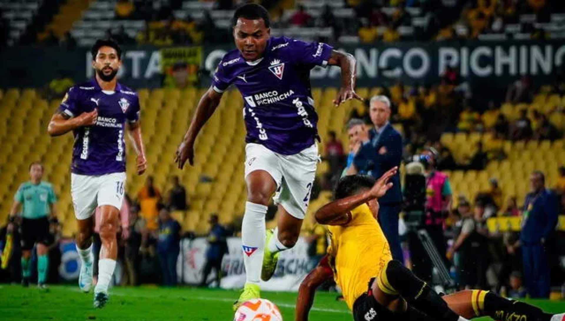 Liga de Quito vs Barcelona SC 2025
