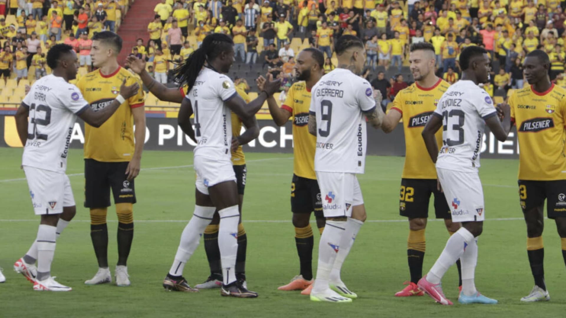 Liga de Quito vs Barcelona SC / Foto: API