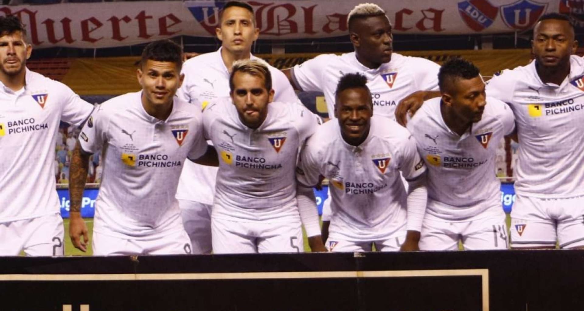 Liga de Quito no está pasando por un gran momento y lleva varios partidos sin ganar. Hay puntos bajos pero la hinchada reconoció a quien es pecho frío por su falta de entrega desde hace meses atrás
