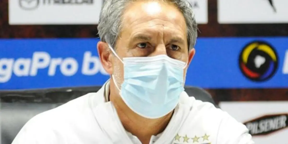 Liga de Quito fichó a Pablo Marini para reemplazar a Pablo Repetto en la dirección técnica. Aunque empezó con ímpetu el equipo se desinfló en las últimas fechas y se quedó hasta sin Copa Libertadores