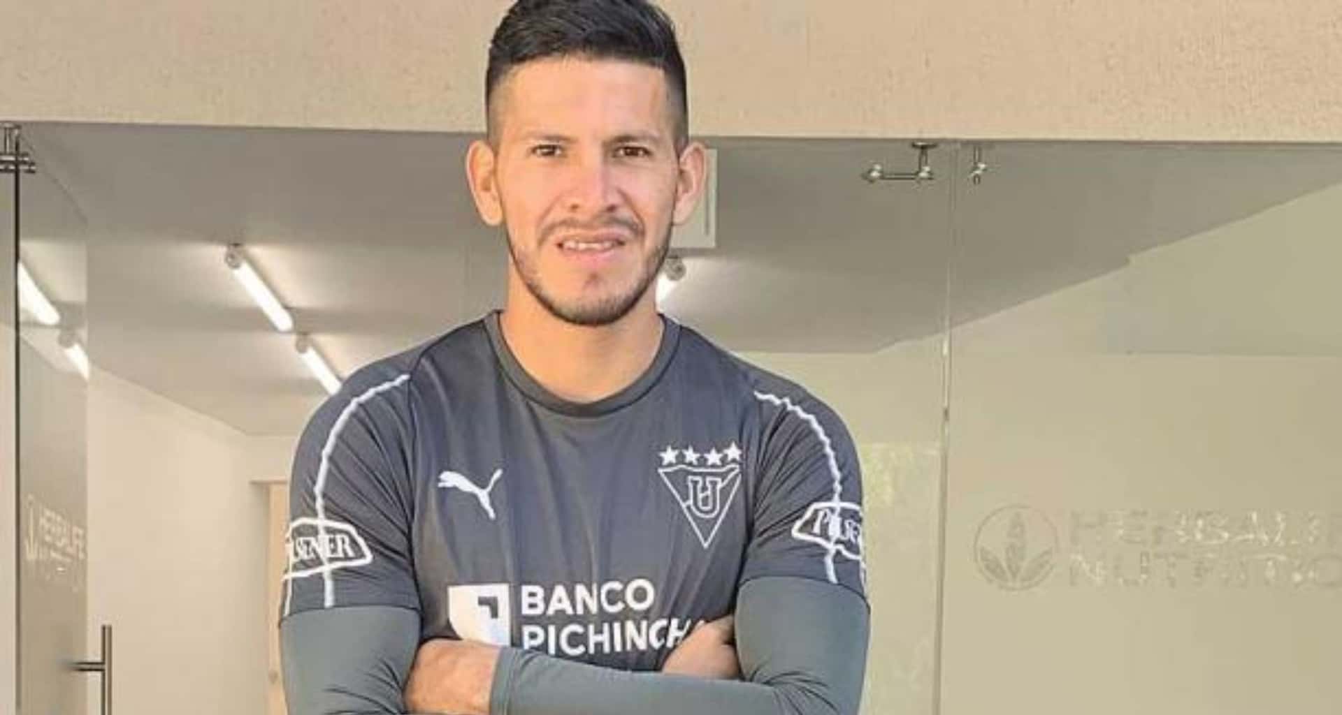 Liga de Quito fracasó esta temporada y uno de los puntos más bajos fue Christian Cruz por la banda izquierda. Ya hay un nombre que suena para reemplazarlo