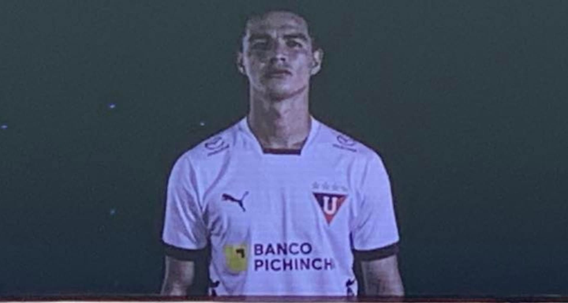 Liga de Quito hizo la presentación de su plantel por todo lo alto en la Noche Blanca al mediodía