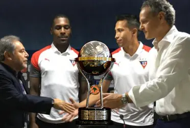 Liga de Quito plantea reforzar su defensa y apareció sangre joven como una de sus posibilidades. Con 19 años ya ganó la Sudamericana